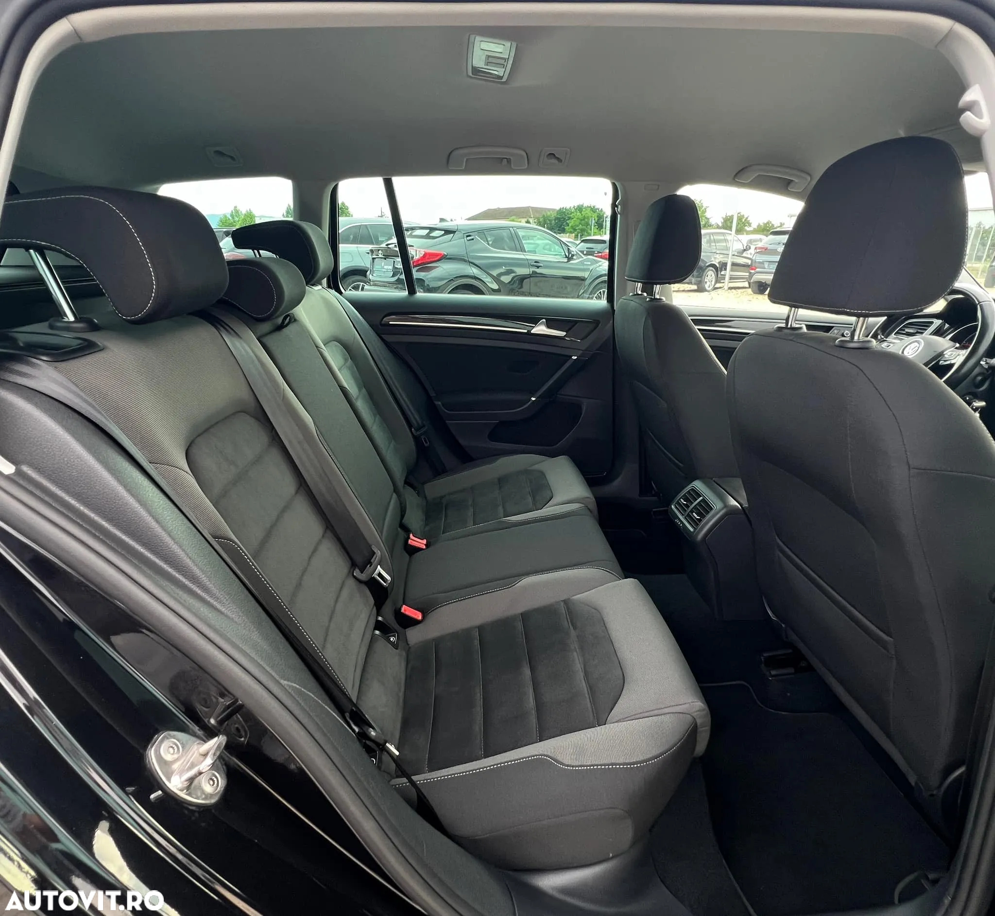 Volkswagen Golf 2.0 TDI DSG Highline - 9