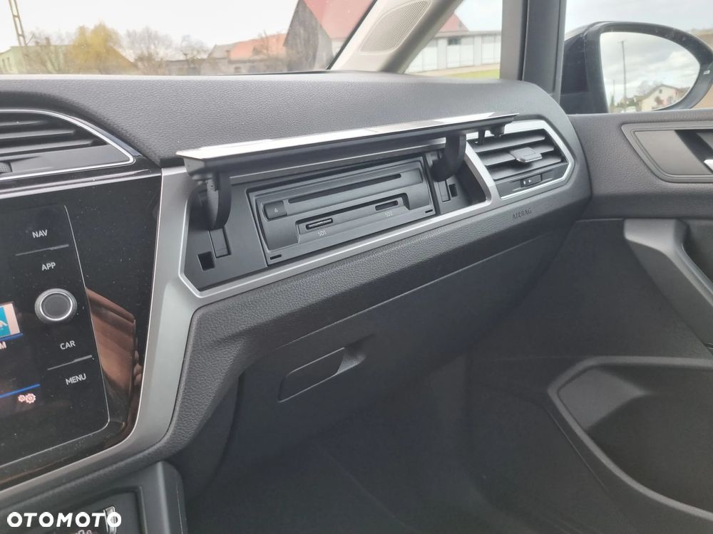 Volkswagen Touran 1.6 TDI SCR (BlueMotion Technology) SOUND - 14