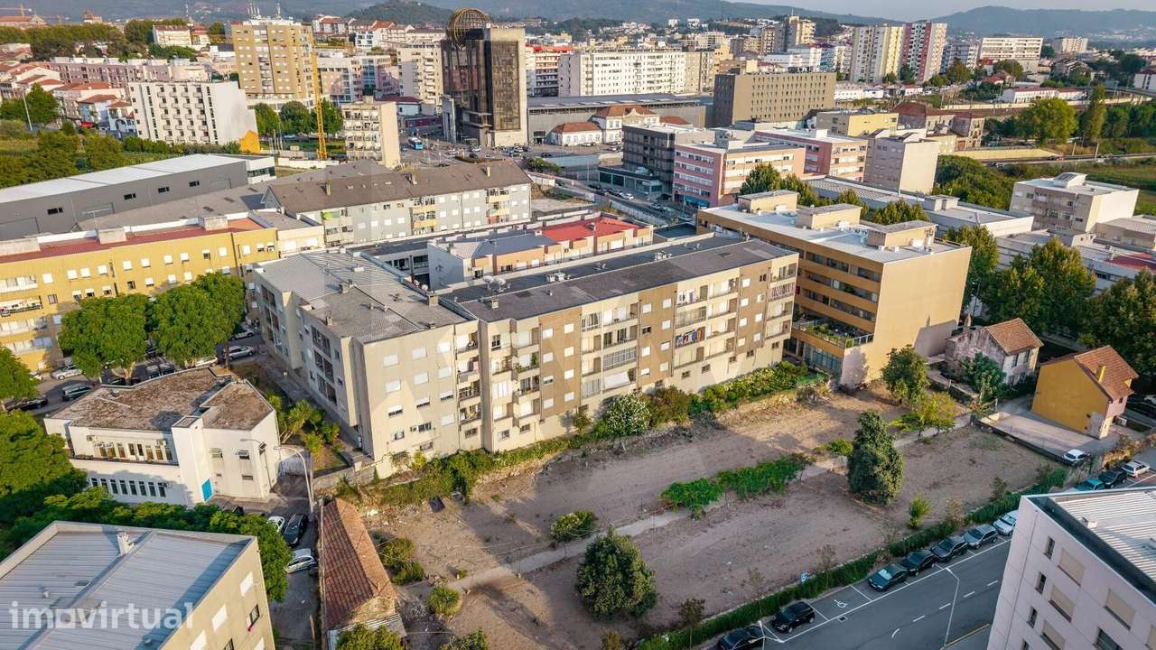 Apartamento T3 totalmente remodelado em Maximinos- Próximo ao centro d - Grande imagem: 5/31