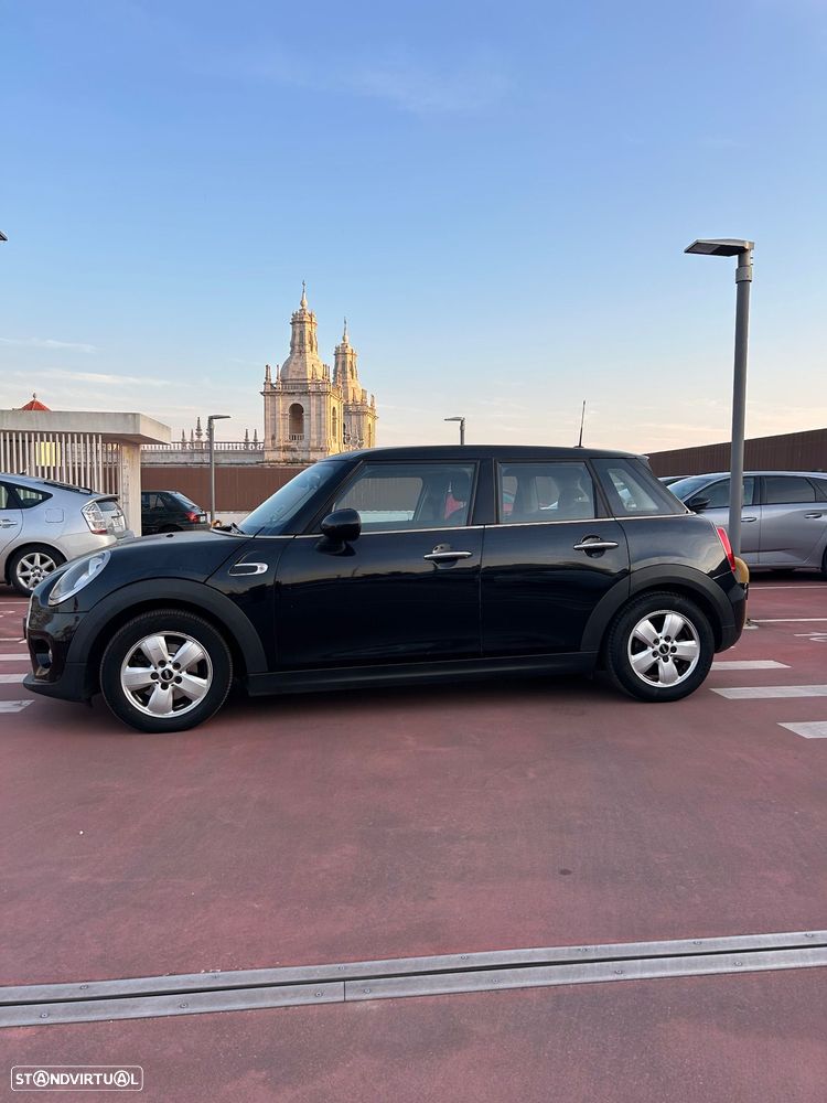 MINI 5 Portas Cooper D - 4