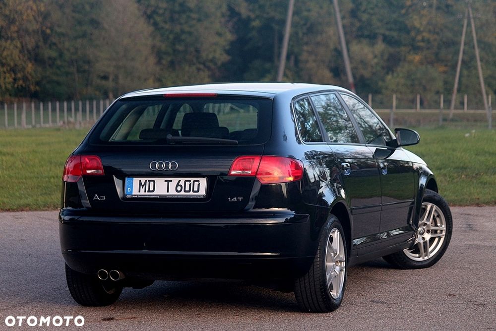 Audi A3 Sportback 1.4 TFSI Attraction - 9