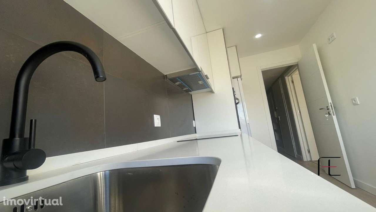 Apartamento T3 Venda em Águas Livres,Amadora - Grande imagem: 3/14
