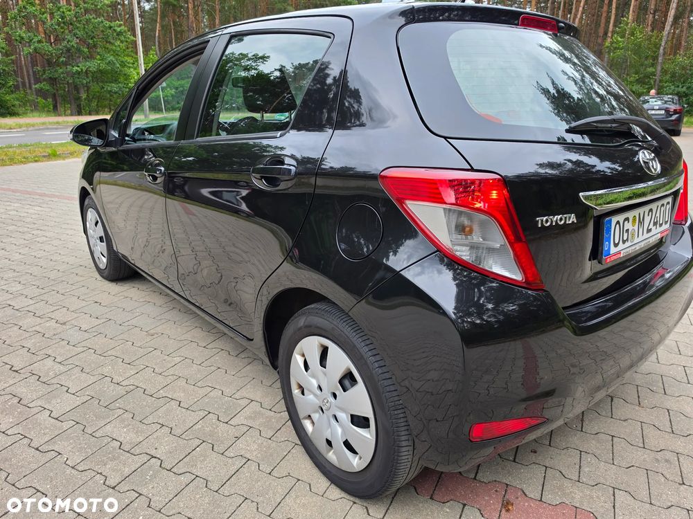 Toyota Yaris 1.33 VVT-i Club - 7