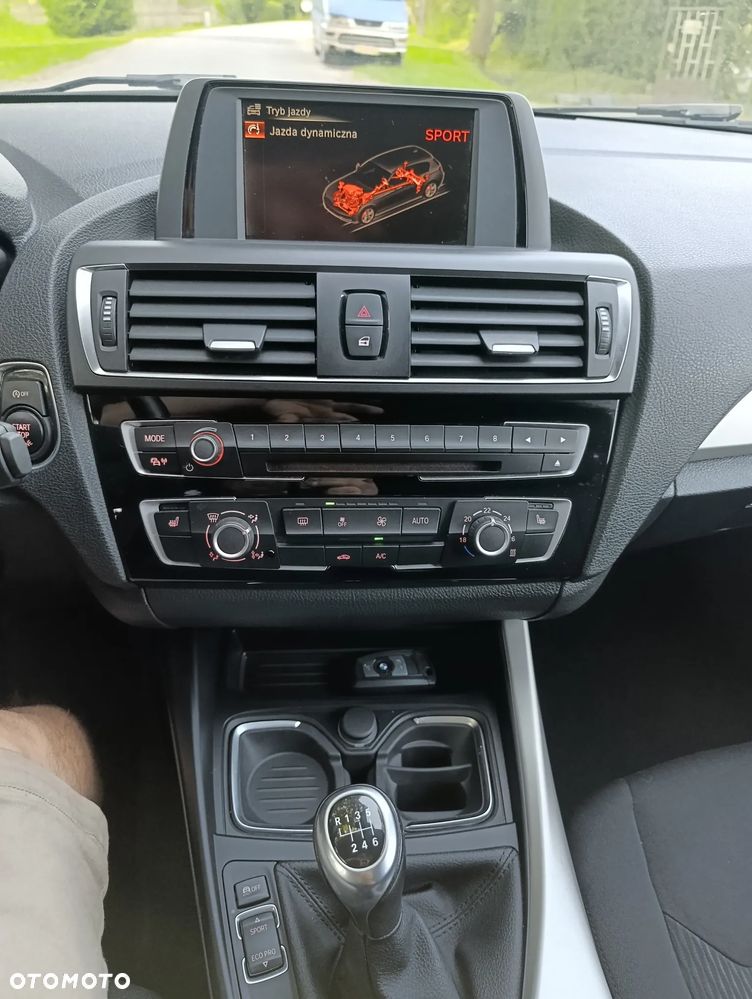 BMW Seria 1 116i Edition Metropolitan - 16