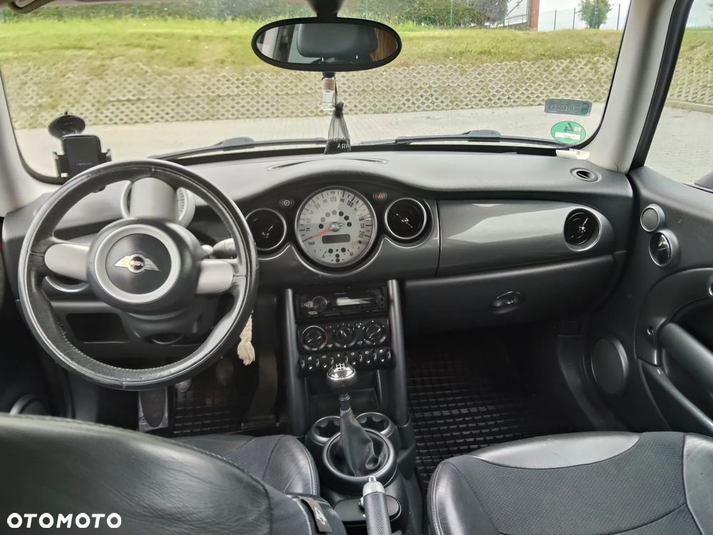 MINI Cooper Standard - 7