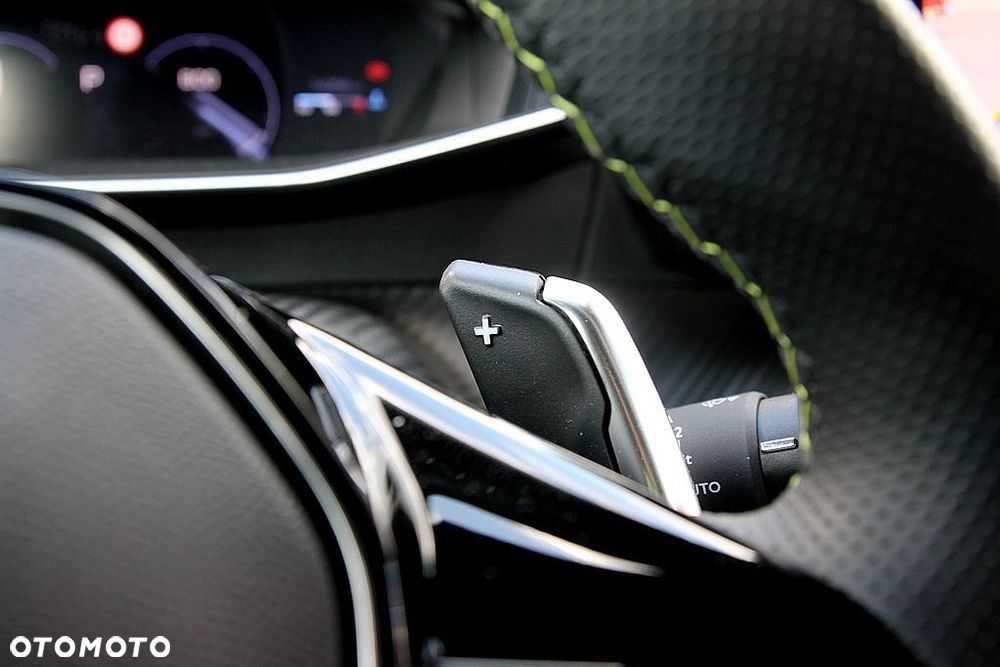 Peugeot 2008 1.2 PureTech GT S&S EAT8 - 20
