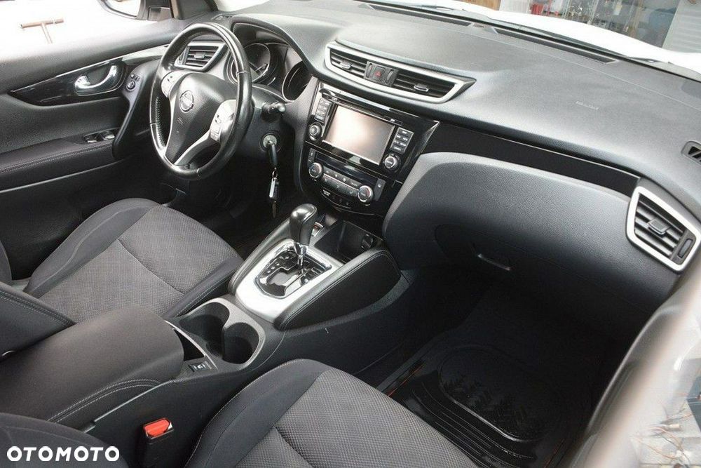 Nissan Qashqai 1.2 DIG-T Acenta Xtronic EU6 - 13