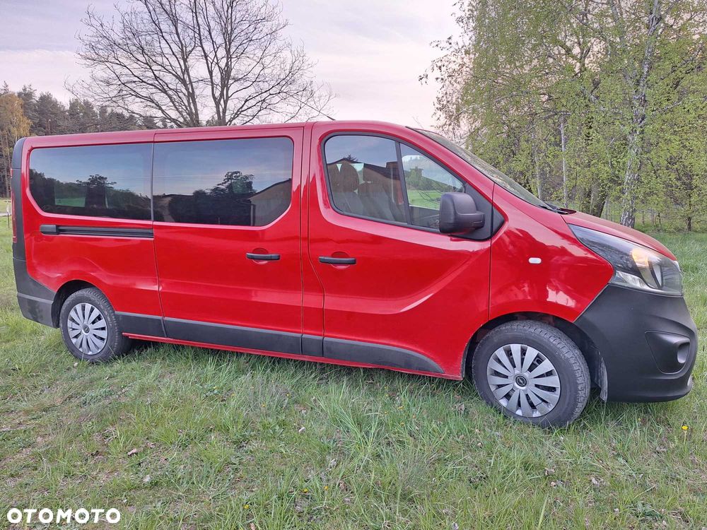 Opel Vivaro - 1