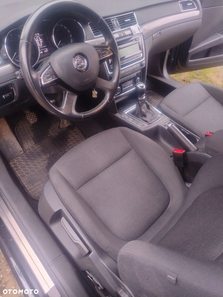 Skoda Superb 1.8 TSI Ambition - 13