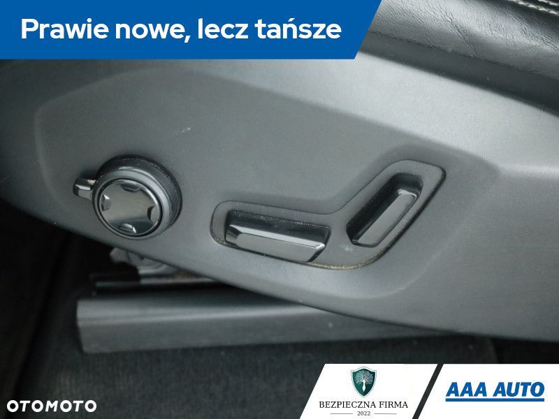 Volvo XC 90 - 13