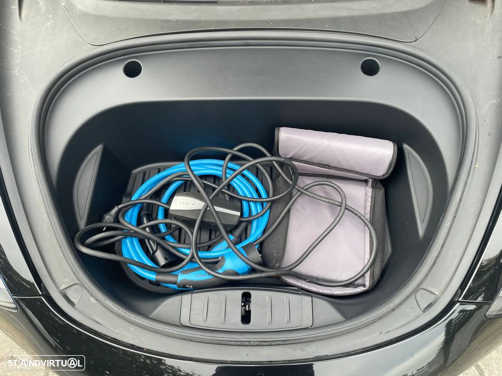Tesla Model 3 Standard Range Plus RWD - 29