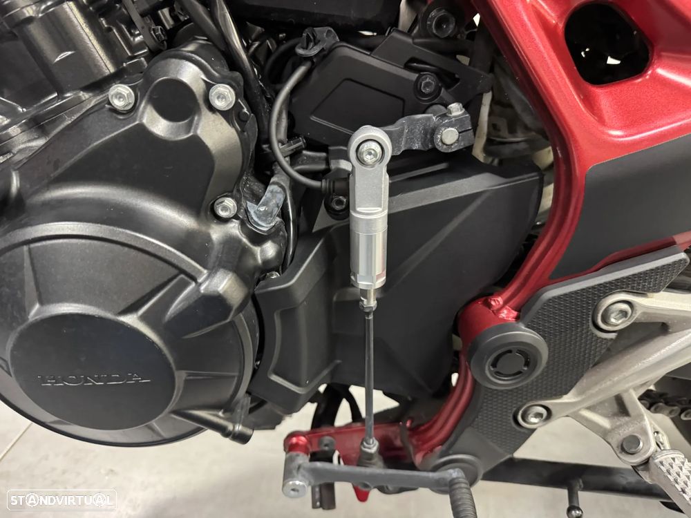 Honda CB 750 Hornet - 10