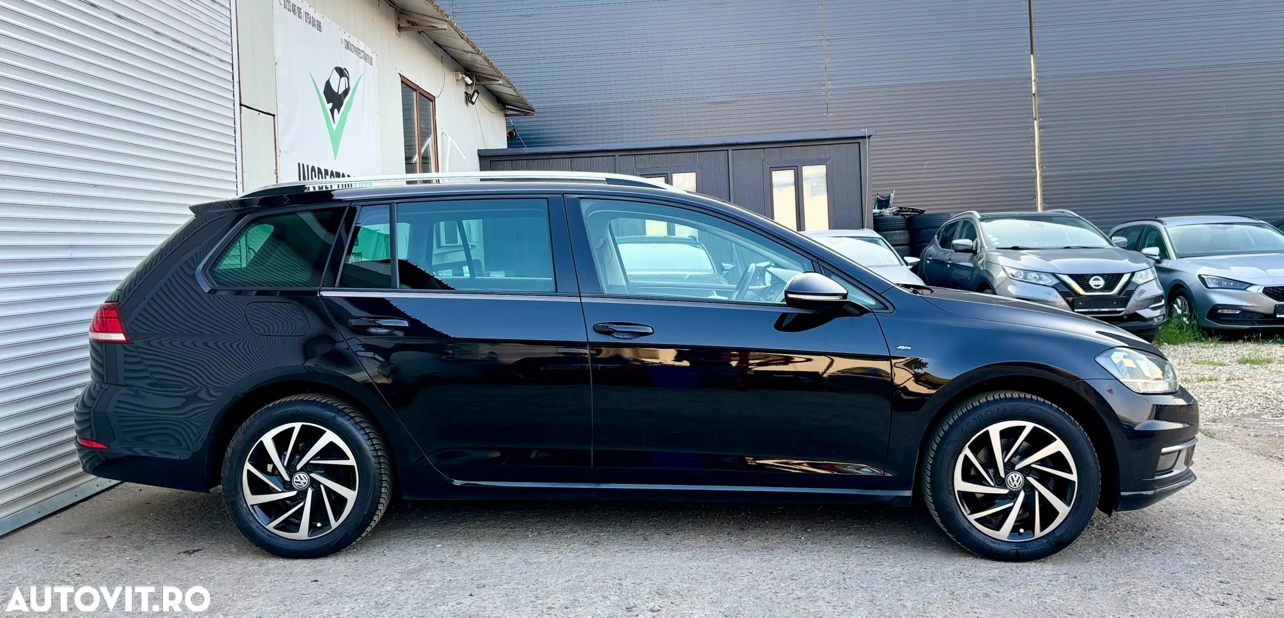 Volkswagen Golf 1.0 TSI Life - 17
