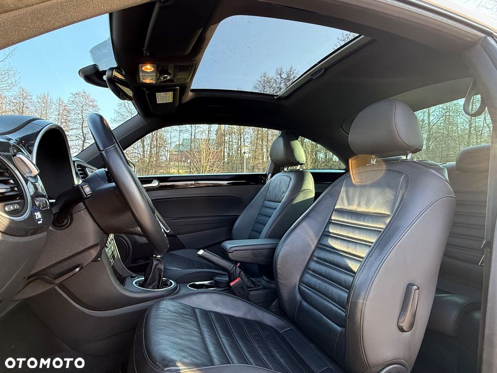 Volkswagen Beetle 2.0 TDI DPF Sport - 19