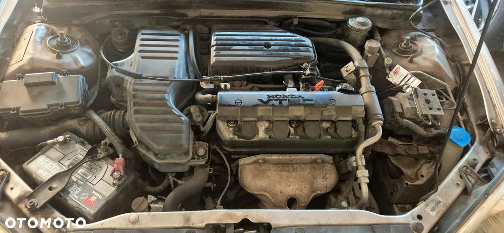 Honda Civic 1.6i ES - 9
