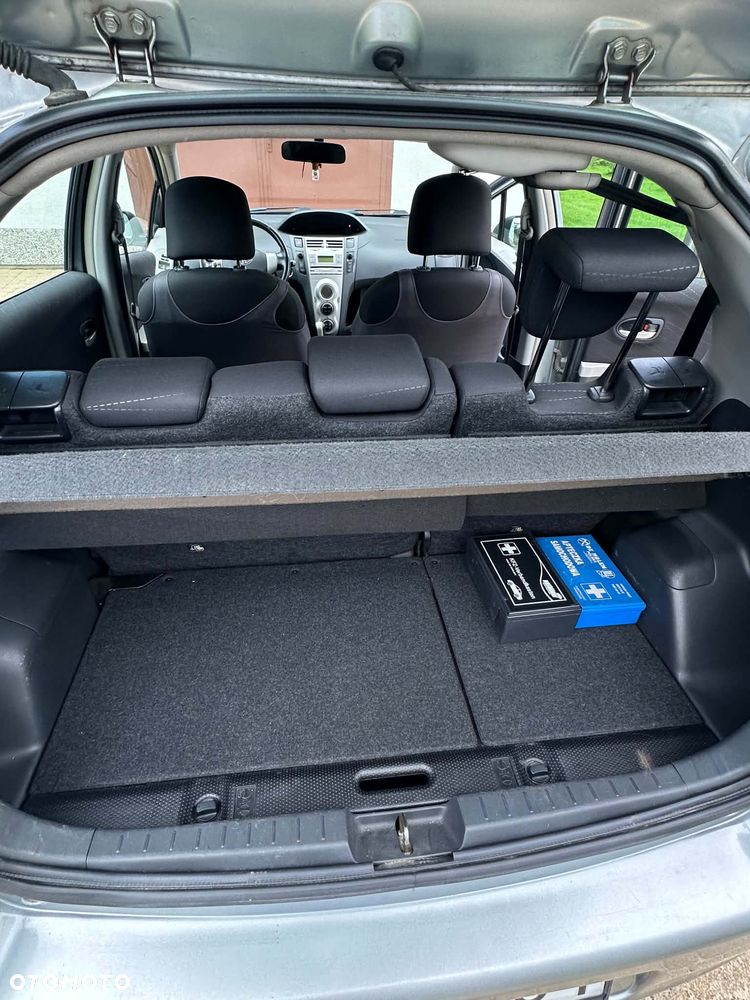 Toyota Yaris 1.0 VVT-i Luna - 2