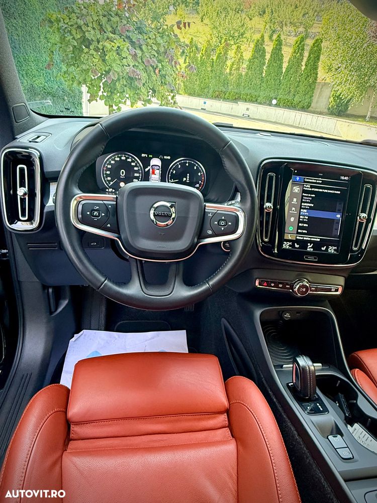 Volvo XC 40 T5 AWD Geartronic Momentum Pro - 7