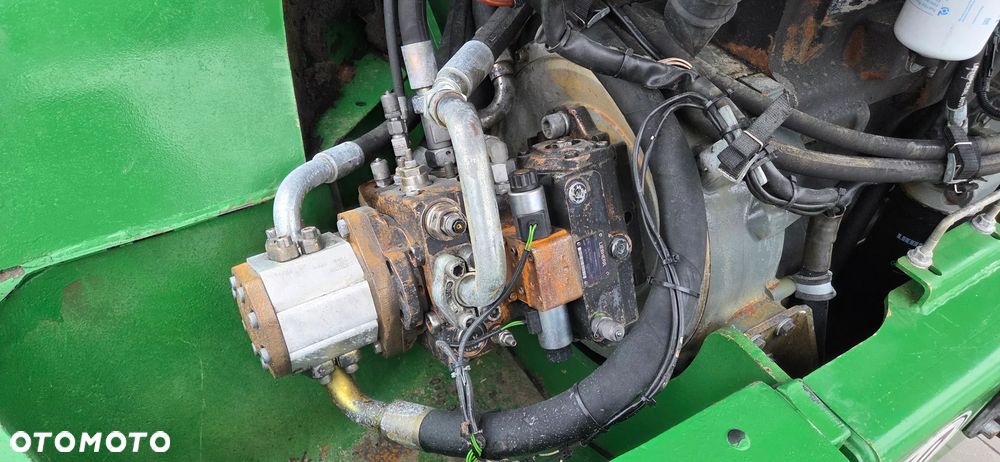 Liebherr <<Liebherr L514, 2012 rok, nowa łyżka ,szybkozłącze, historia serwisowa!>> - 12