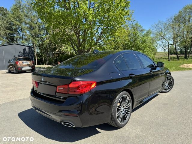 BMW Seria 5 520d M Sport Edition - 11