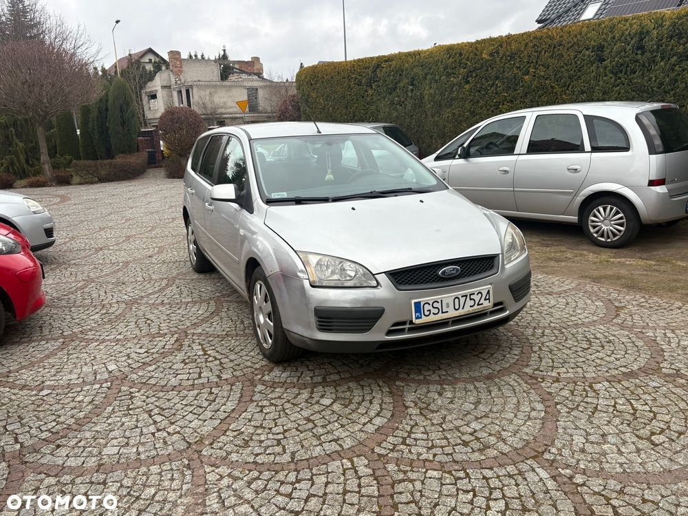 Ford Focus 1.8 TDCi Ambiente - 2