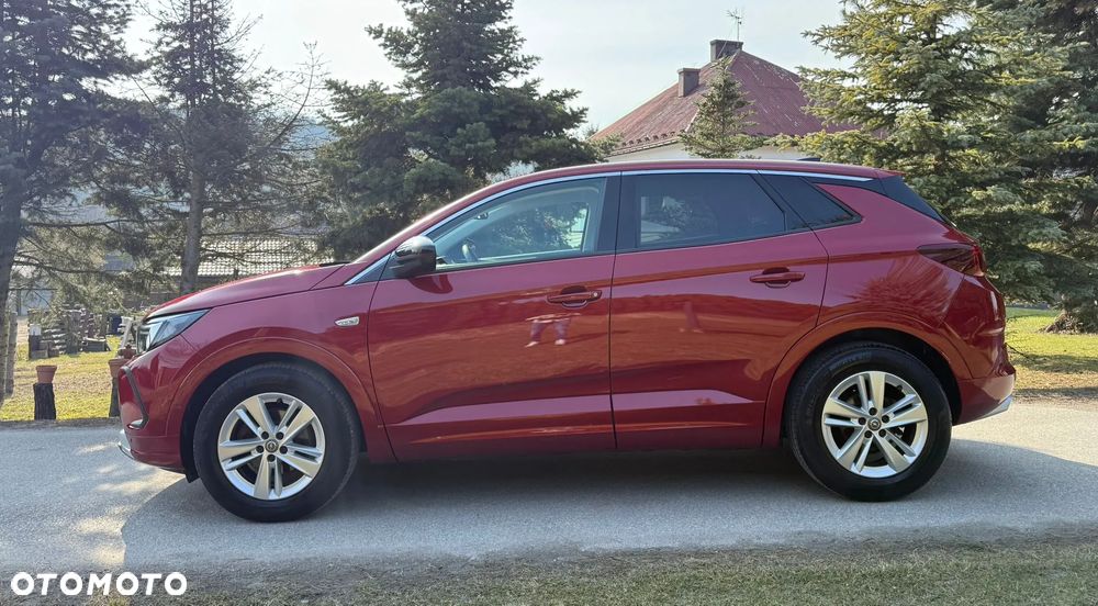 Opel Grandland X 1.2 T GPF Design&Tech S&S - 12