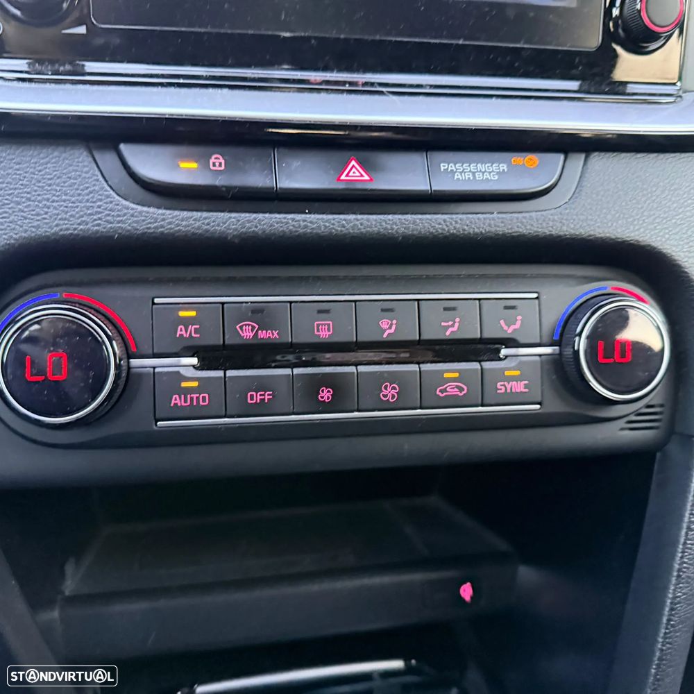 Kia Ceed SW 1.0 T-GDI TX+SRF - 12