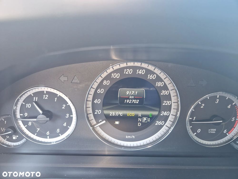 Mercedes-Benz Klasa E 220 BlueTEC 7G-TRONIC Elegance - 15