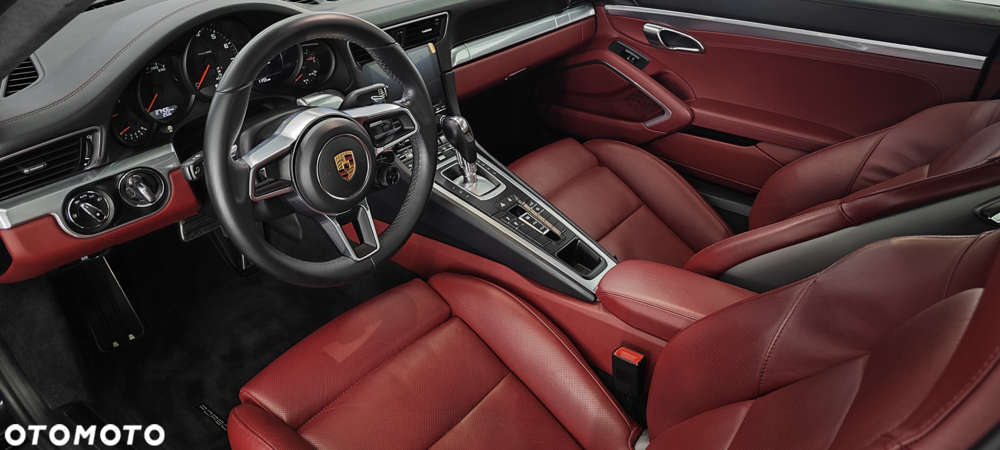 Porsche 911 Carrera PDK - 19