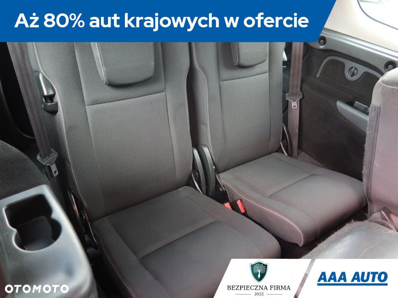 Renault Grand Scenic - 21