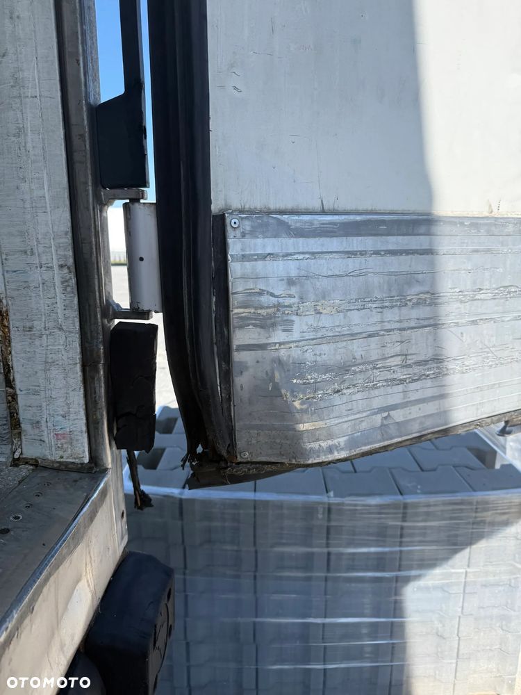 Schmitz Cargobull SKO24L - 9