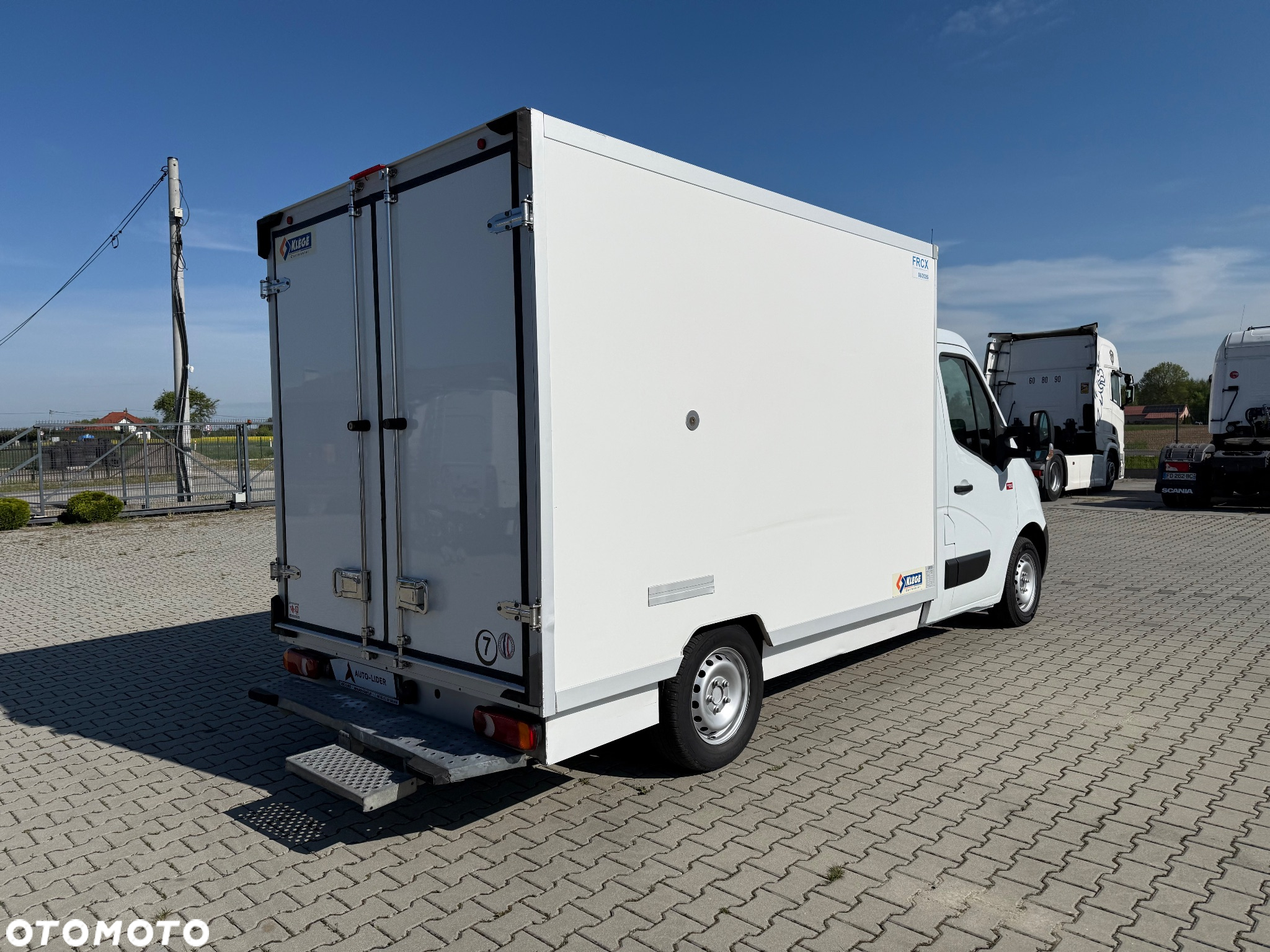 Renault MASTER 125 / CHŁODNIA / MROŹNIA / WTYKA 220V / HAKOWA / Z FRANCJI / STAN BDB / / / - 5