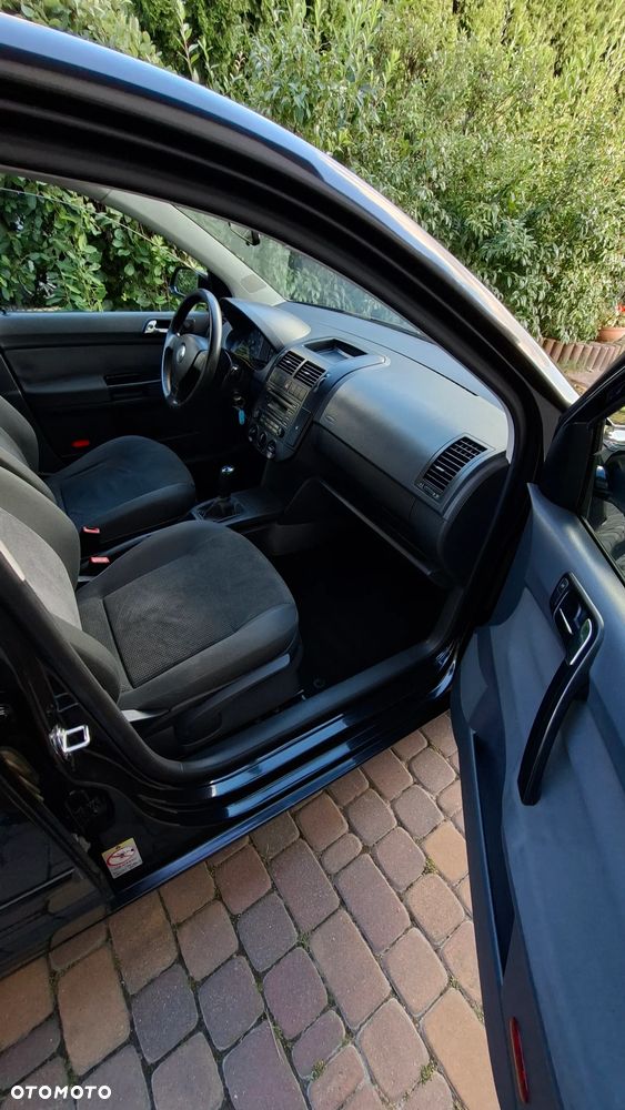 Volkswagen Polo 1.2 Comfortline - 16
