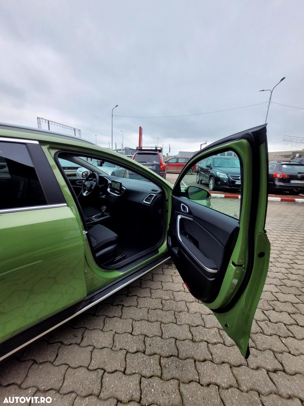 Kia XCeed - 16