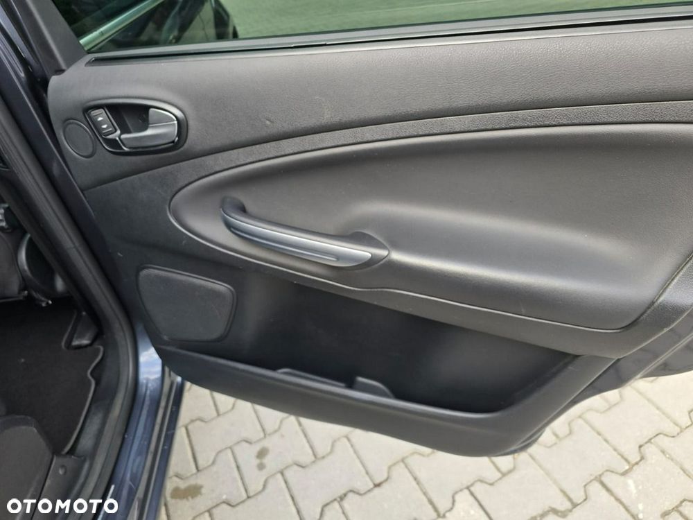 Ford Galaxy 2.0 TDCi Ghia MPS6 - 31
