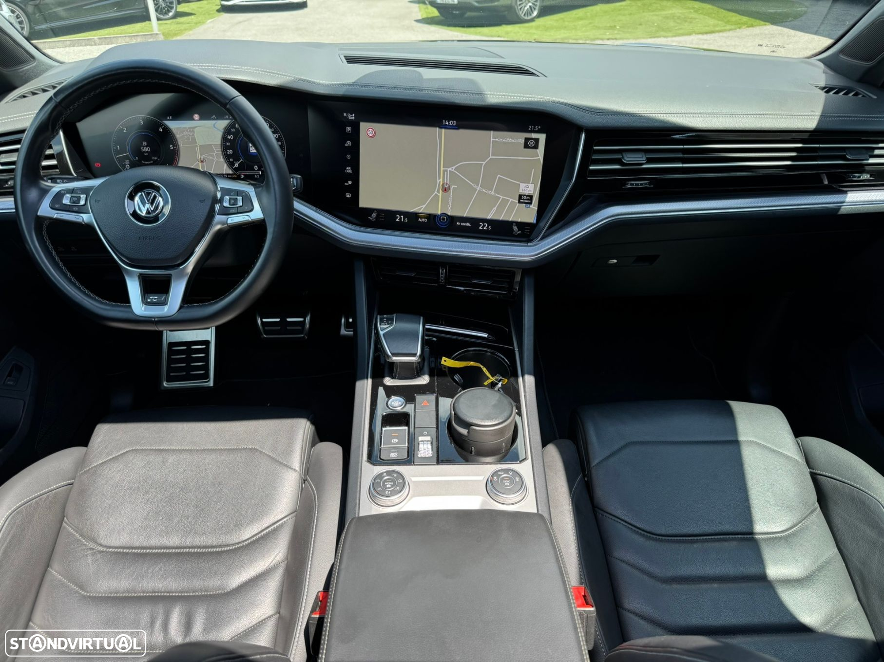 VW Touareg 3.0 TDI V6 R-Line - 25