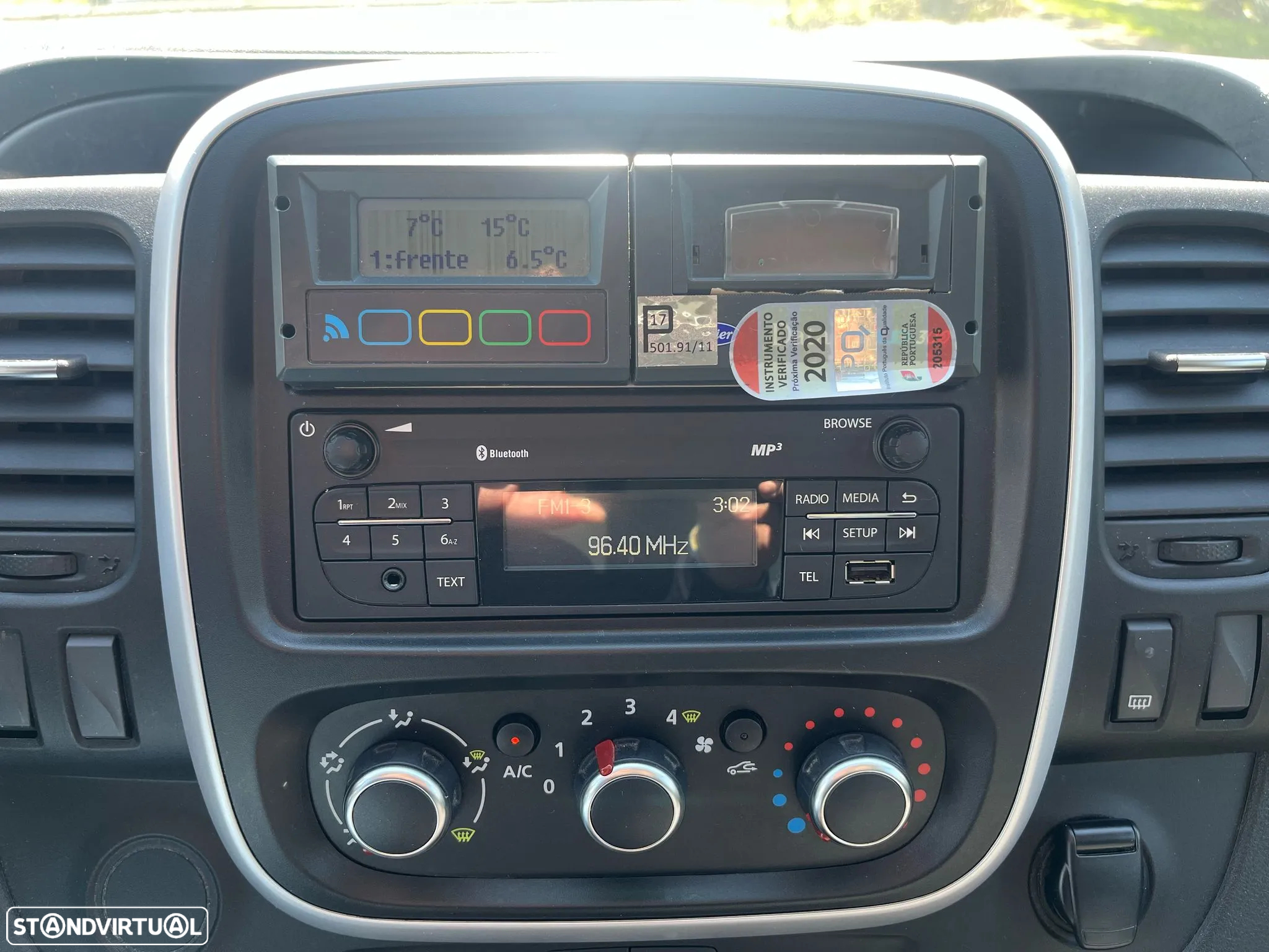 Renault TRAFIC 2.0 dCI 120cv - IVA DEDUTÍVEL - SISTEMA FRIO BALTRINA - 30
