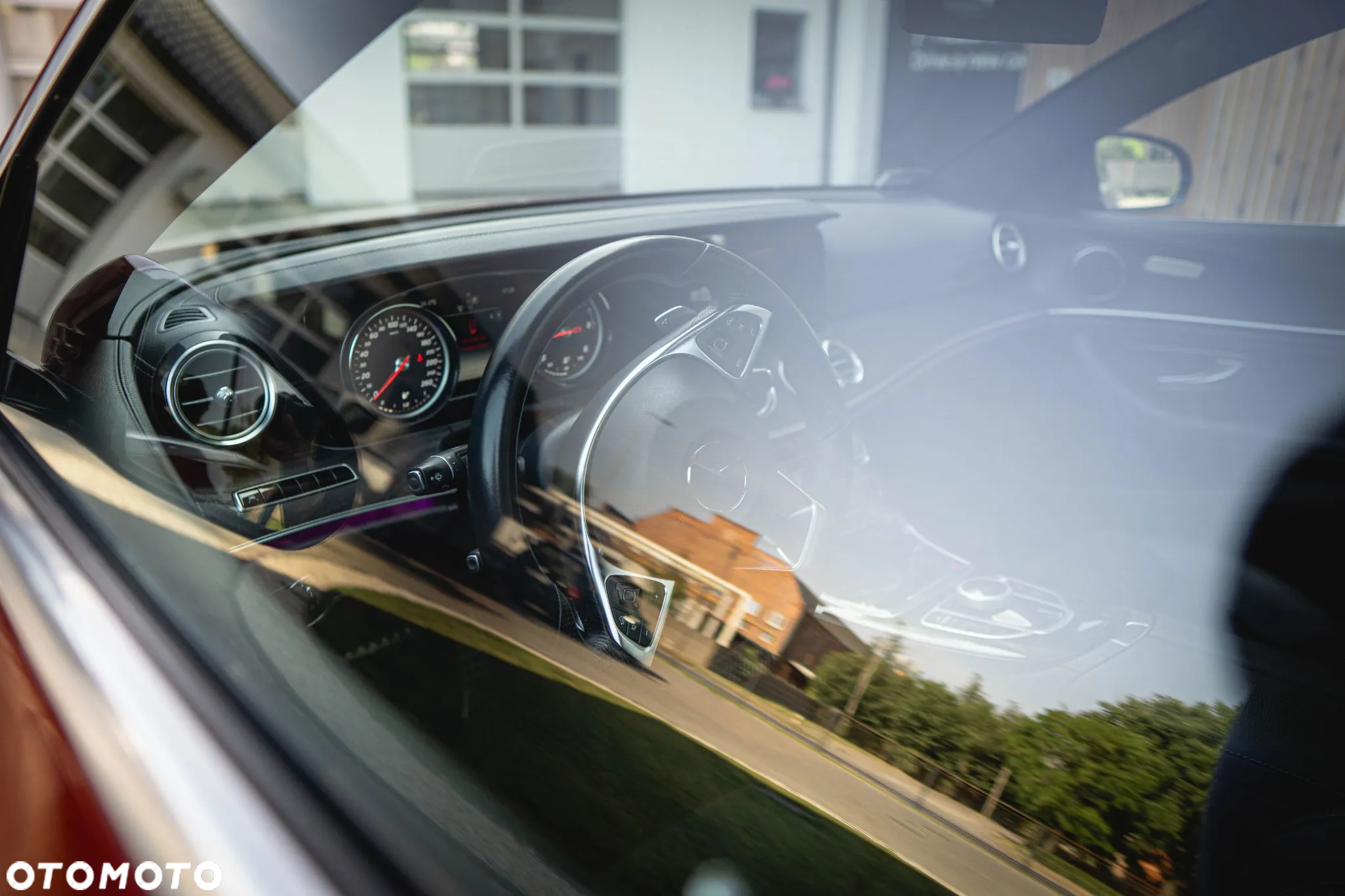 Mercedes-Benz Klasa E 220 d 9G-TRONIC - 5