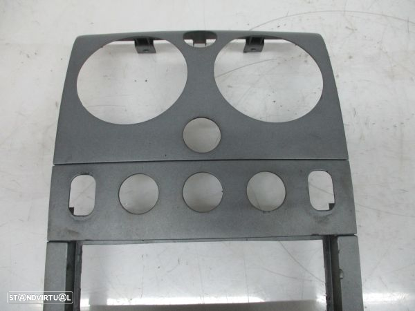 Moldura / Estrutura Consola Central / Rádio Citroen Berlingo / Berling - 4