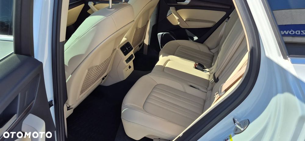Audi Q5 45 TFSI quattro S tronic design - 8