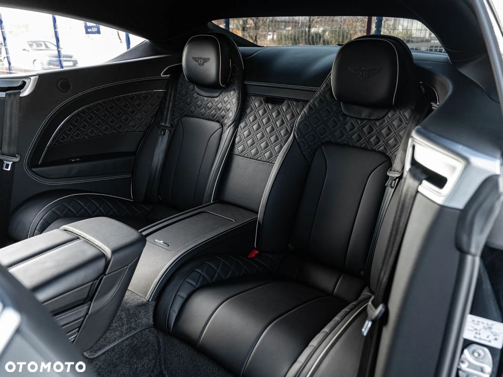 Bentley Continental GT - 29