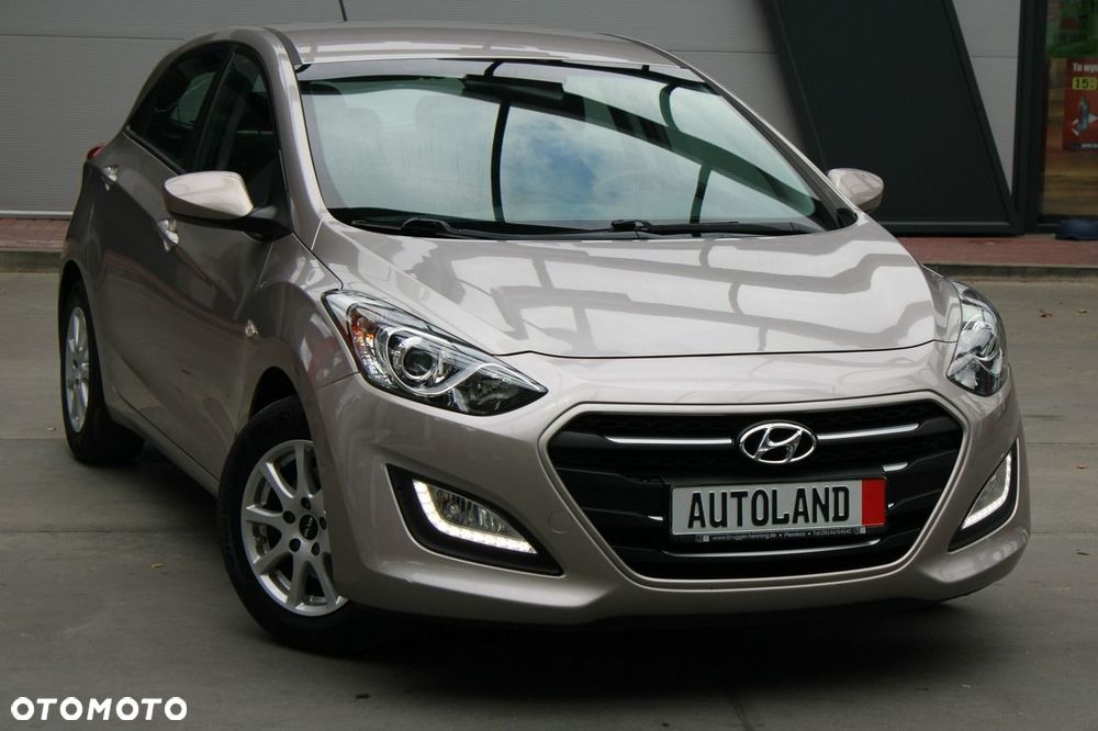 Hyundai i30 1.4 Family+ - 3