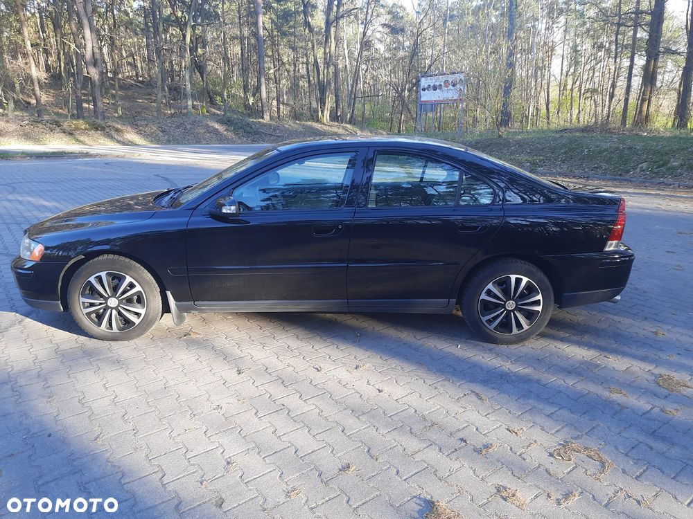 Volvo S60 2.4 Kinetic - 6