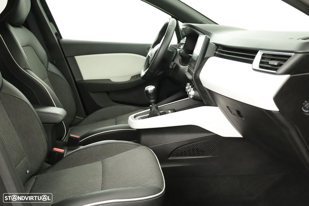 Renault Clio 1.0 TCe Techno - 22