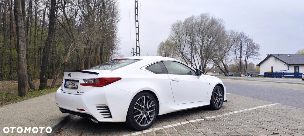 Lexus RC 200t / 300 F Sport - 9