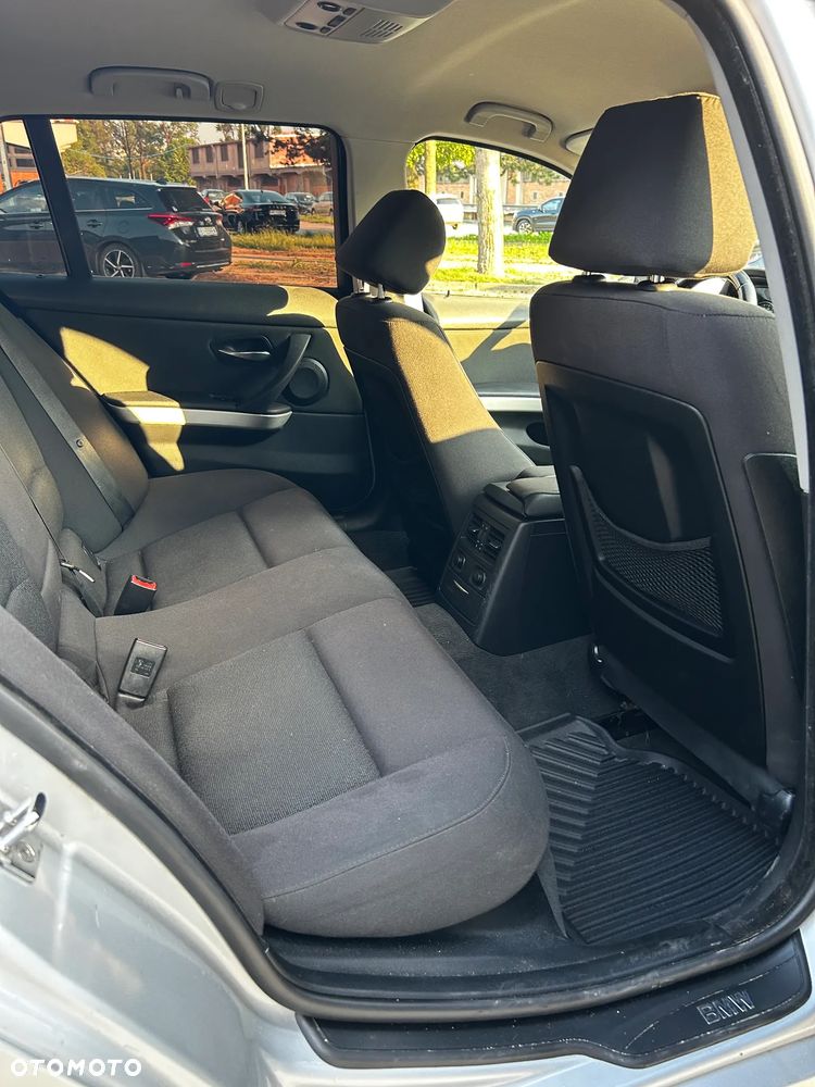 BMW Seria 3 - 15