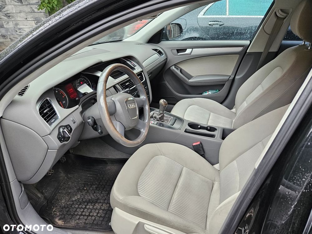 Audi A4 Avant - 26