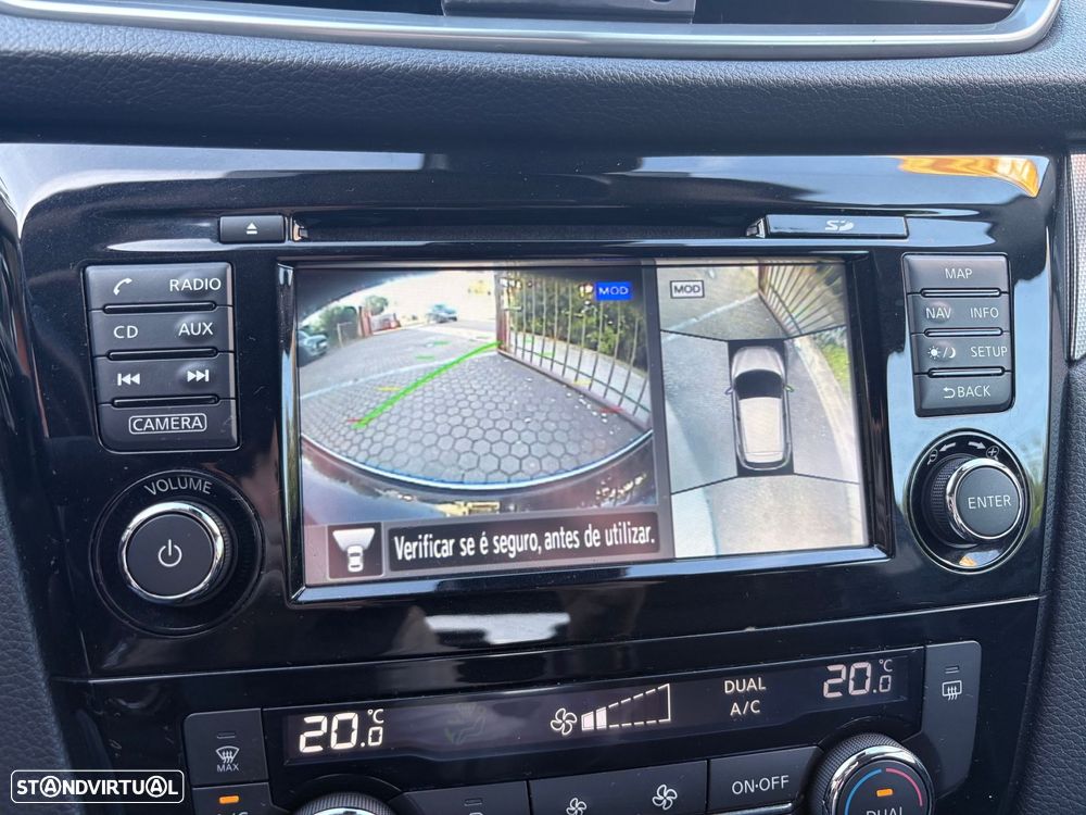 Nissan Qashqai 1.2 DIG-T N-Connecta 18 - 43