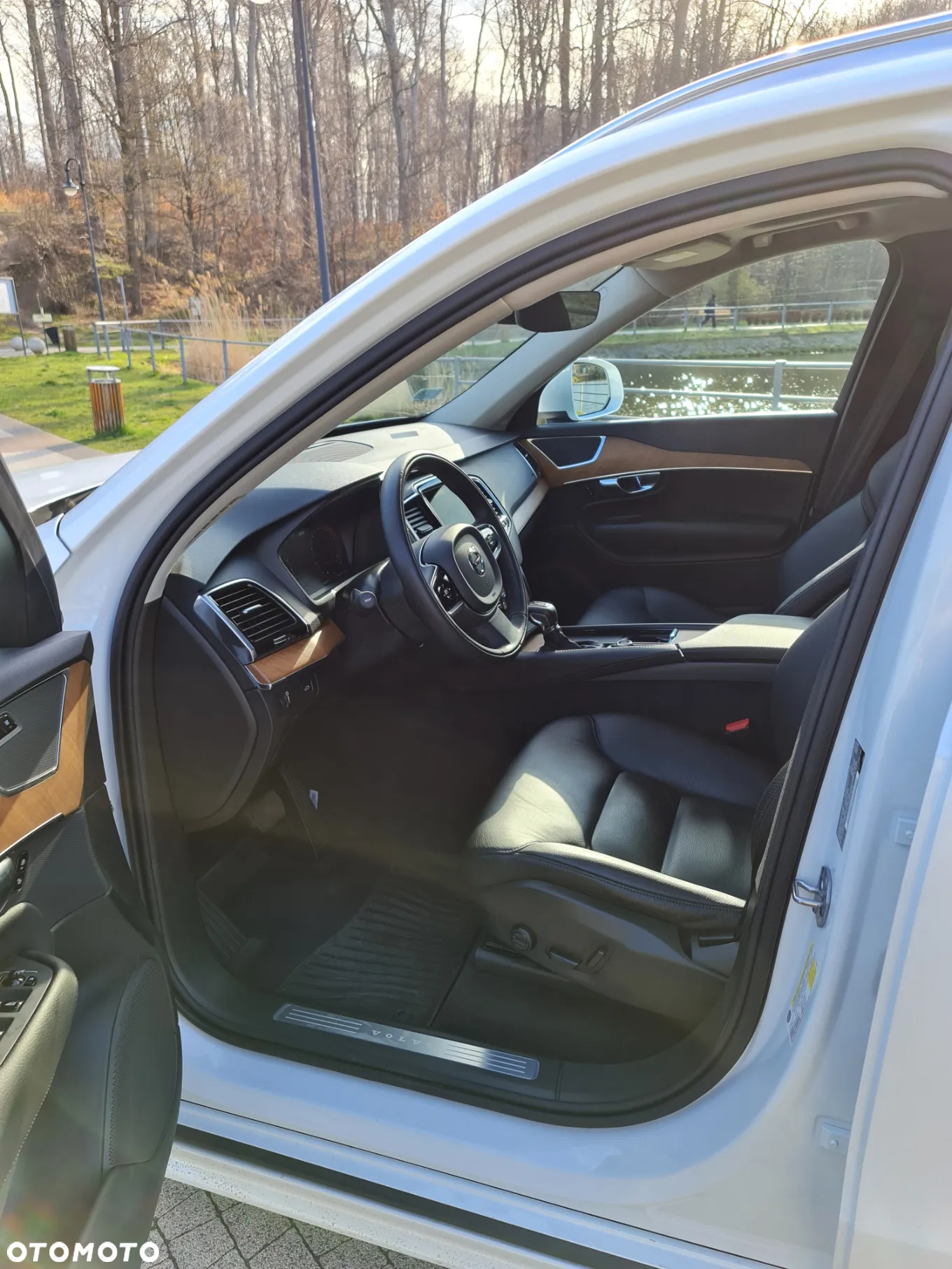 Volvo XC 90 - 11