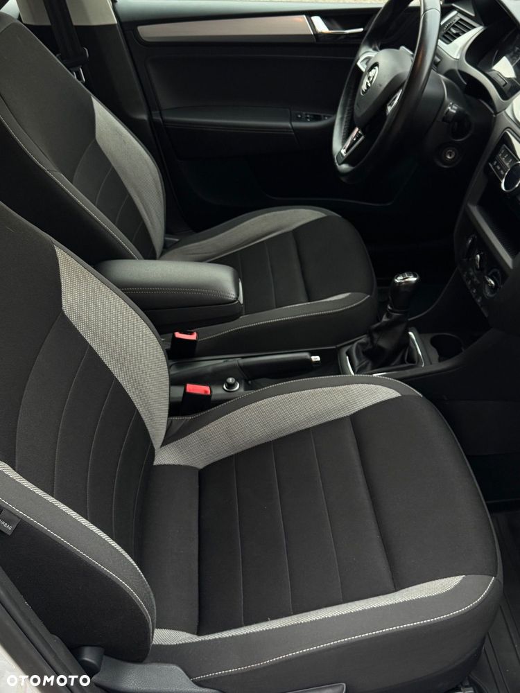 Skoda RAPID 1.0 TSI Ambition - 10