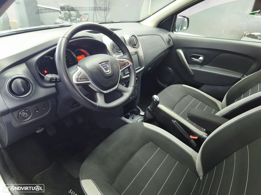 Dacia Sandero 1.5 dCi Stepway - 7